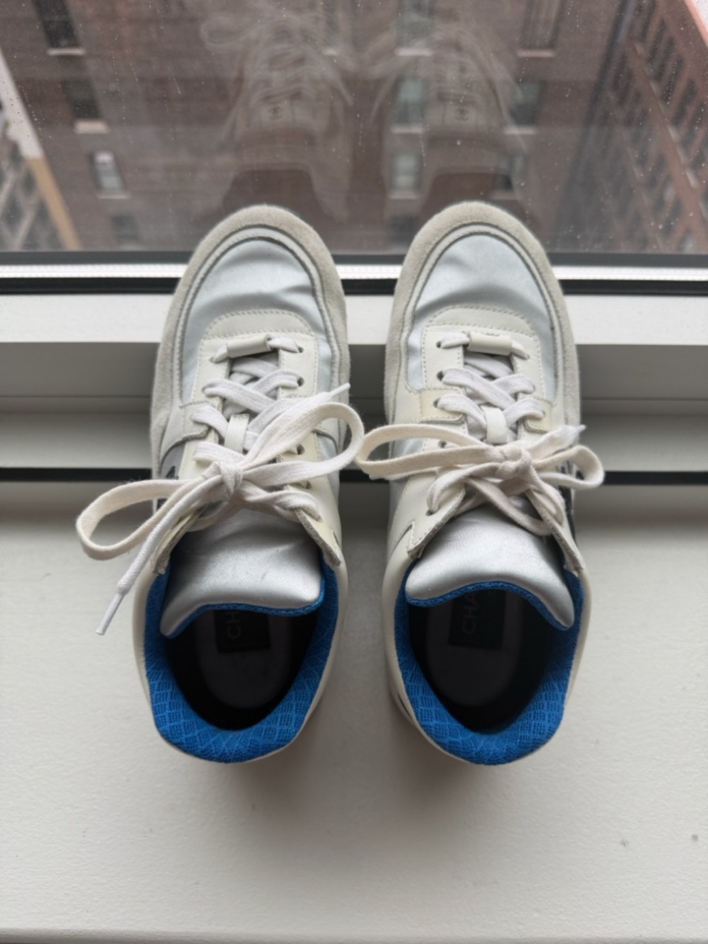 Chanel Cream & Black  Logo Trainer - Picture 2 of 7